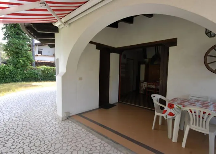 Oasis In Lignano Pineta Вилла Линьяно-Саббьядоро