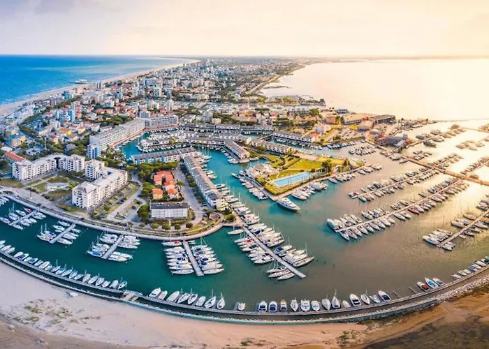 Oasis In Lignano Pineta Линьяно-Саббьядоро